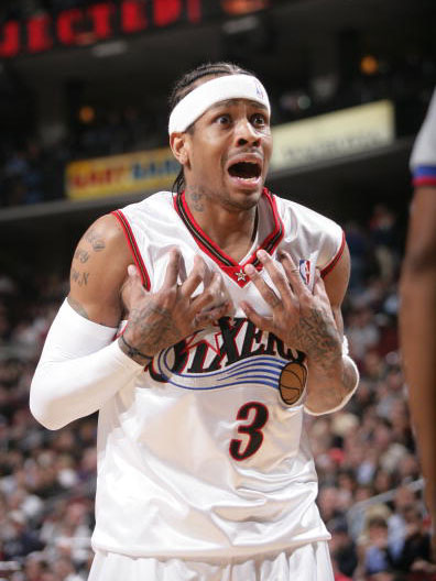 跟队记者：阿莱格里明确要求冬窗买前锋；米兰没考虑齐尔克泽（随队记者：阿莱格里明确要冬窗引进前锋，米兰暂未考虑齐尔克泽）