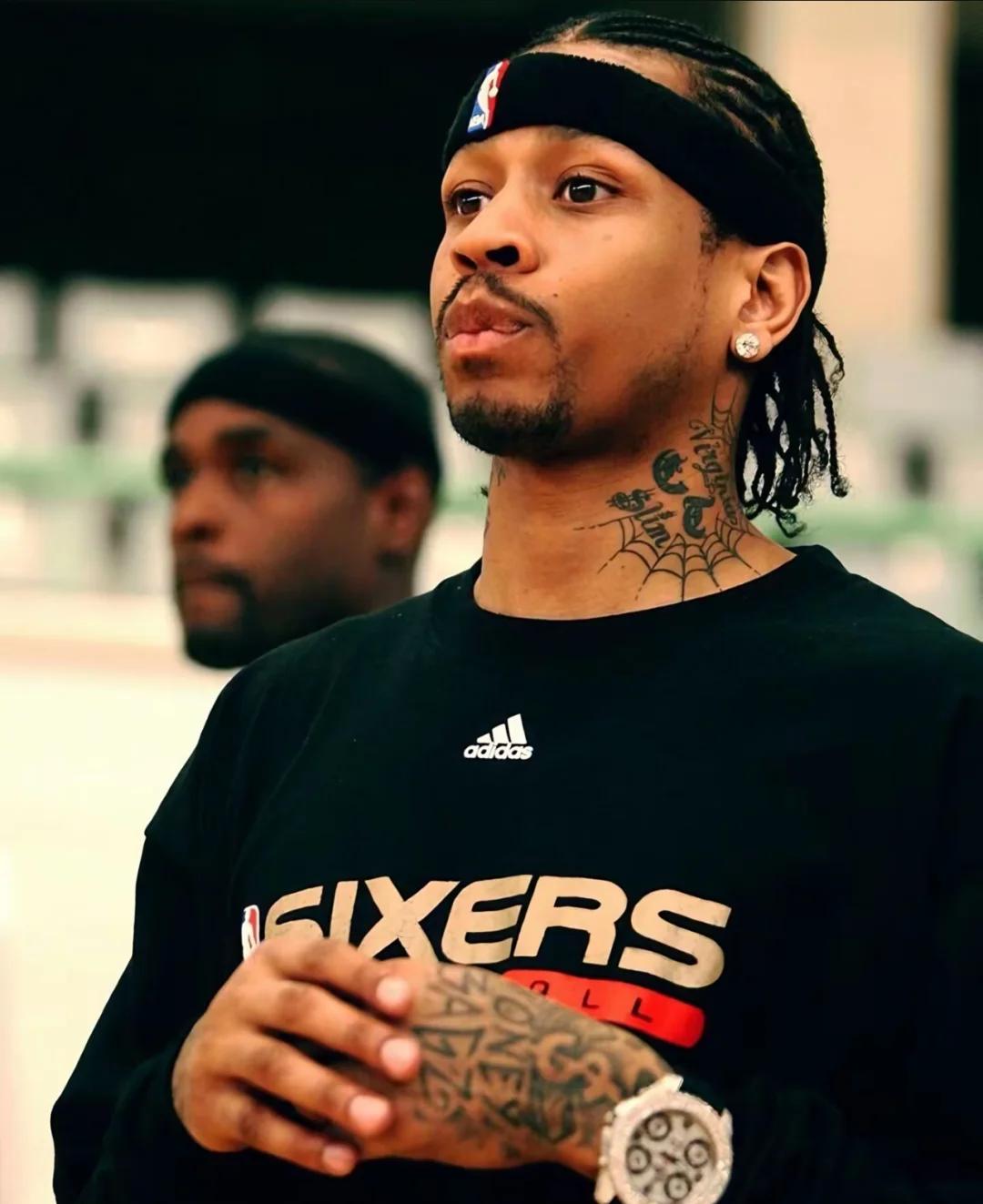 TA：菱形中场巩固了红军防守，伊萨克&埃基蒂克组合仍需磨合（战术解析：菱形中场稳住红军防线，伊萨克与埃基蒂克的组合仍待磨合）