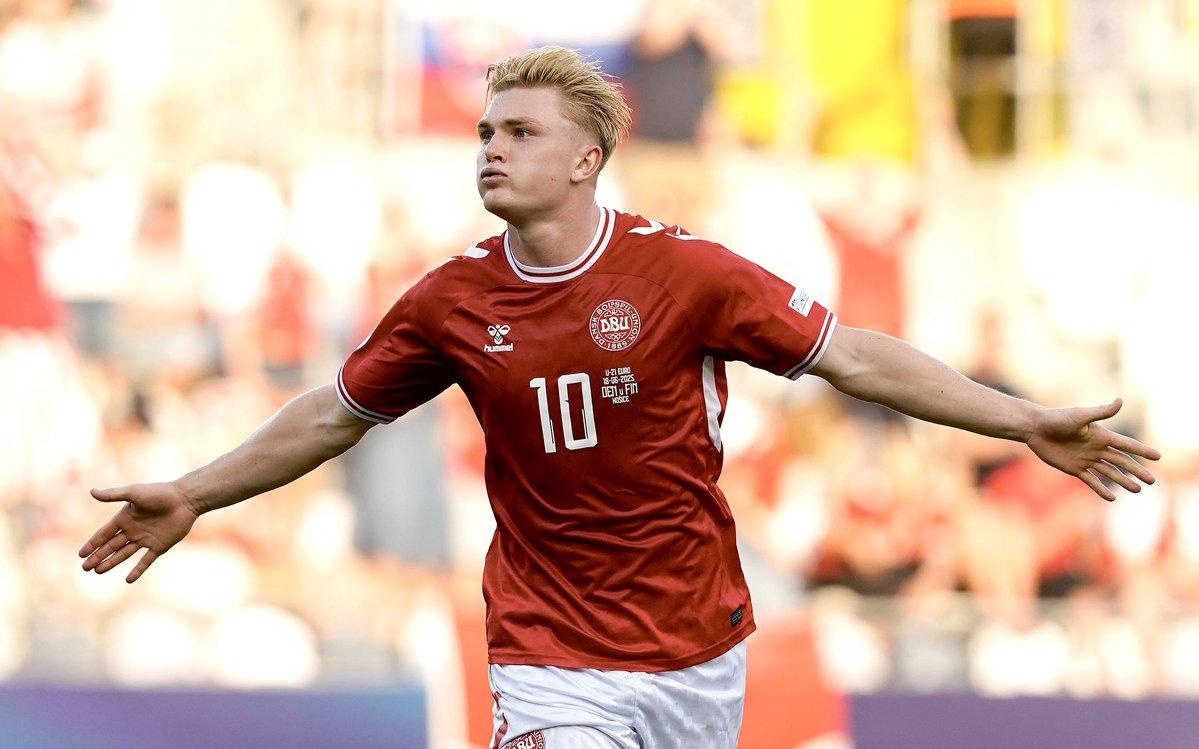 意甲奇妙世界：斯帕莱蒂与孔蒂的角色变换与霍伊伦德的惊艳表现