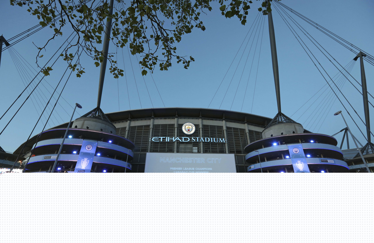 4-0胜格鲁吉亚，西班牙正式比赛连续30场不败创队史纪录（西班牙4-0击退格鲁吉亚，正式赛30场不败写队史新纪录）