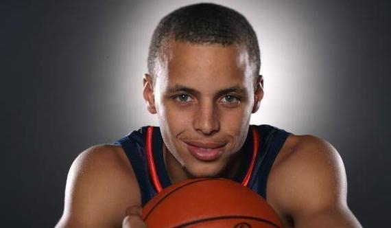 曼联拉什福德末段进球绝杀切尔西（拉什福德终场前破门，曼联绝杀切尔西）