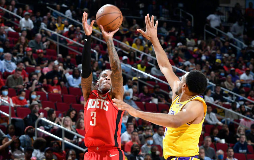 庆幸离开尤文！23岁巴西前锋夺金靴：44场独造34球！身价涨了6倍（离开尤文真明智！23岁巴西锋霸加冕金靴：44战造34球，身价暴涨6倍）